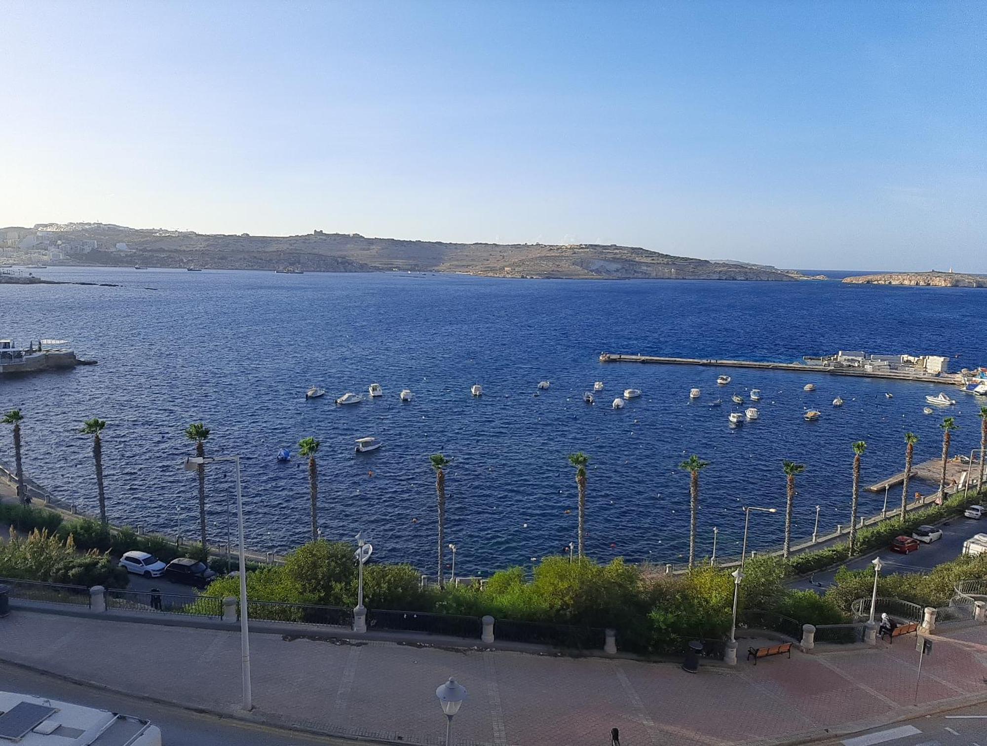 New Seafront Apartment - Spectacular Views St. Paul's Bay Exterior foto